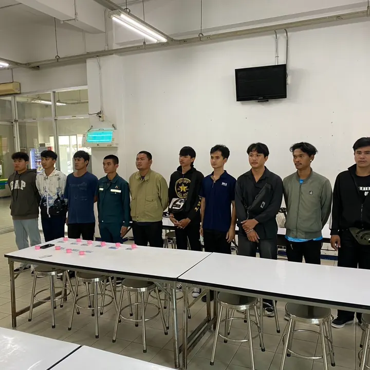 พนักงานใหม่รายงานตัวก่อนเริ่มงาน